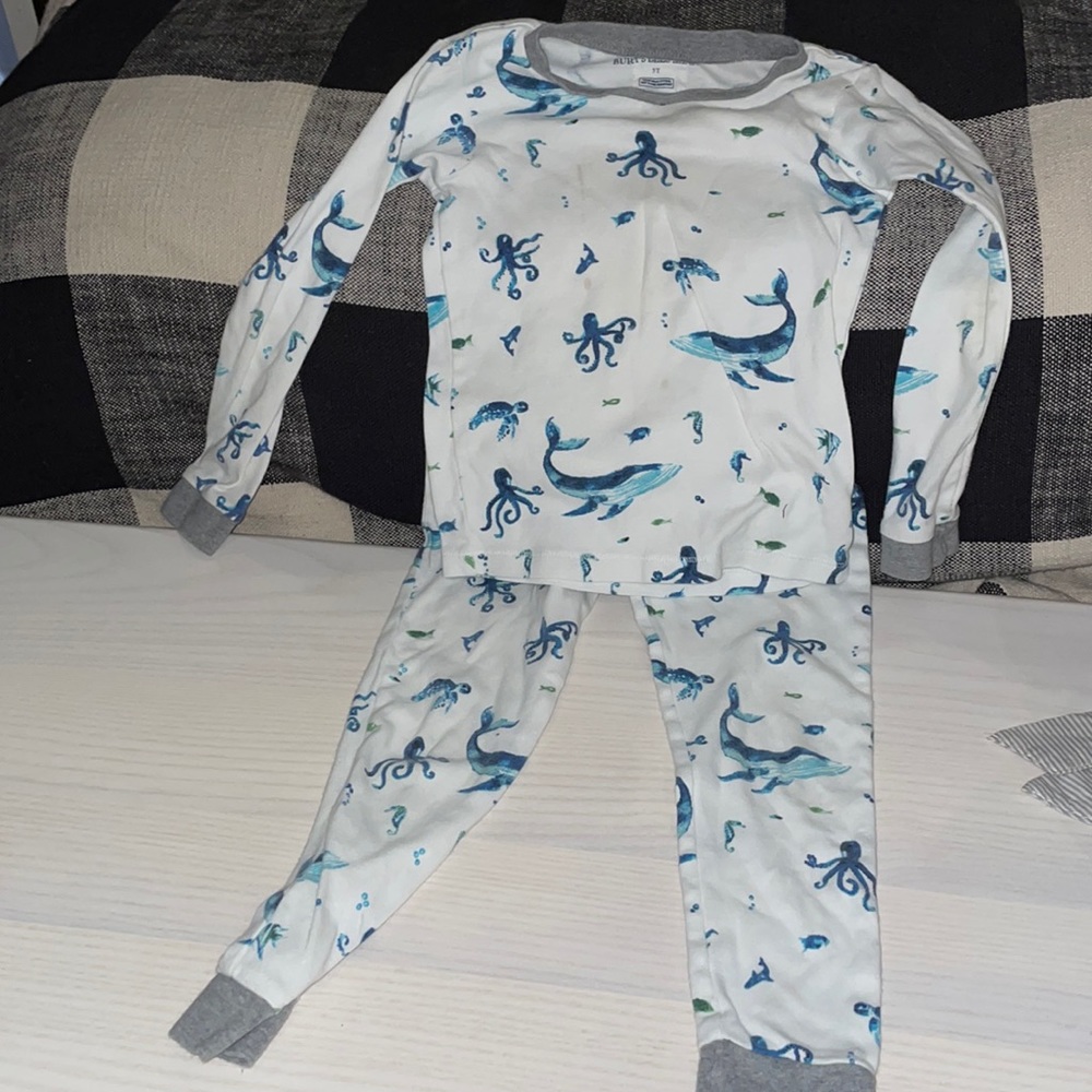 ❤️🤩BURT’S BEES PJS! 🐝 - Picture 1 of 3